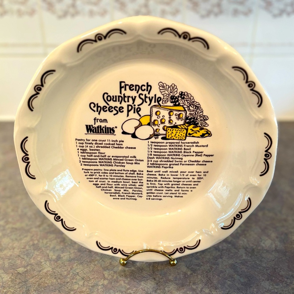 80's Watkins French Country Style Cheese Pie Bakeware - Watkins Pie Plate